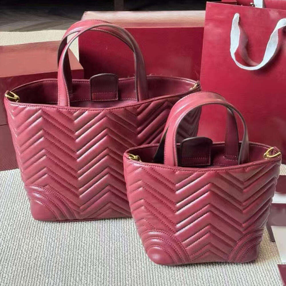 Designer Tote Bags Betty Handbags Women Texture Fashion Shopping Bags Chain Crossbody Bags Shoulder Bag Burgundy