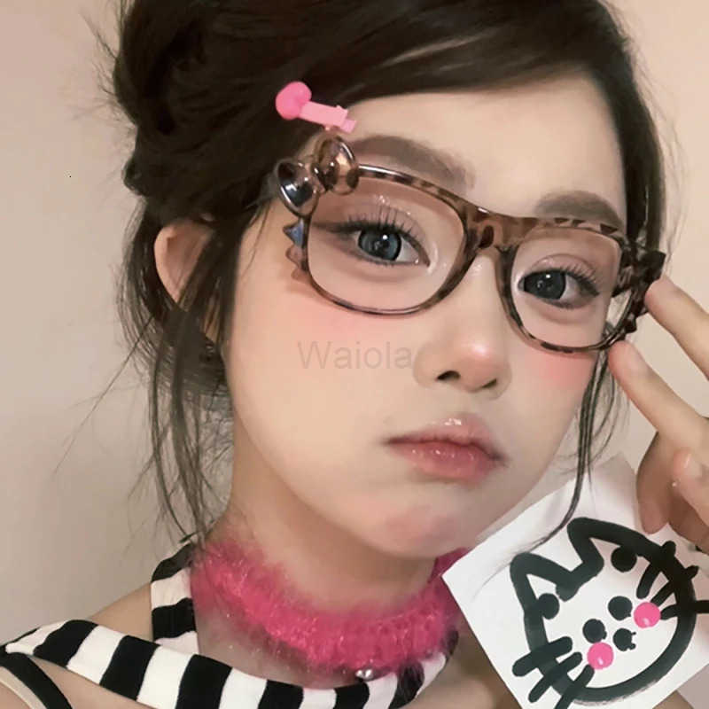 Sanrio Y2K Sanrios Kawaii Hello Kitty Leopard Eyeglasses Frame Anime Cartoon Fashion Photo Props Eyewear Decorative Toys Birthday Gifts L251013