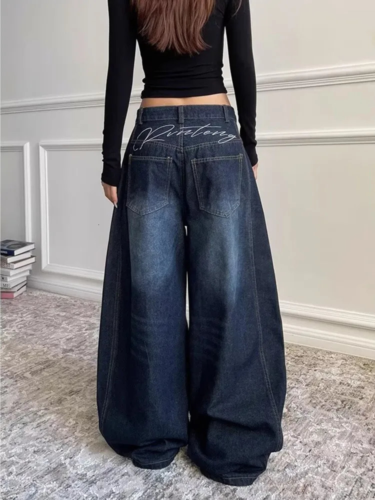 Ropa Y2K Fashion Letter Embroidery Vintage Dark Blue Baggy Jeans Pants Women Clothing Rock Wide Leg Lady Denim Trousers 251010