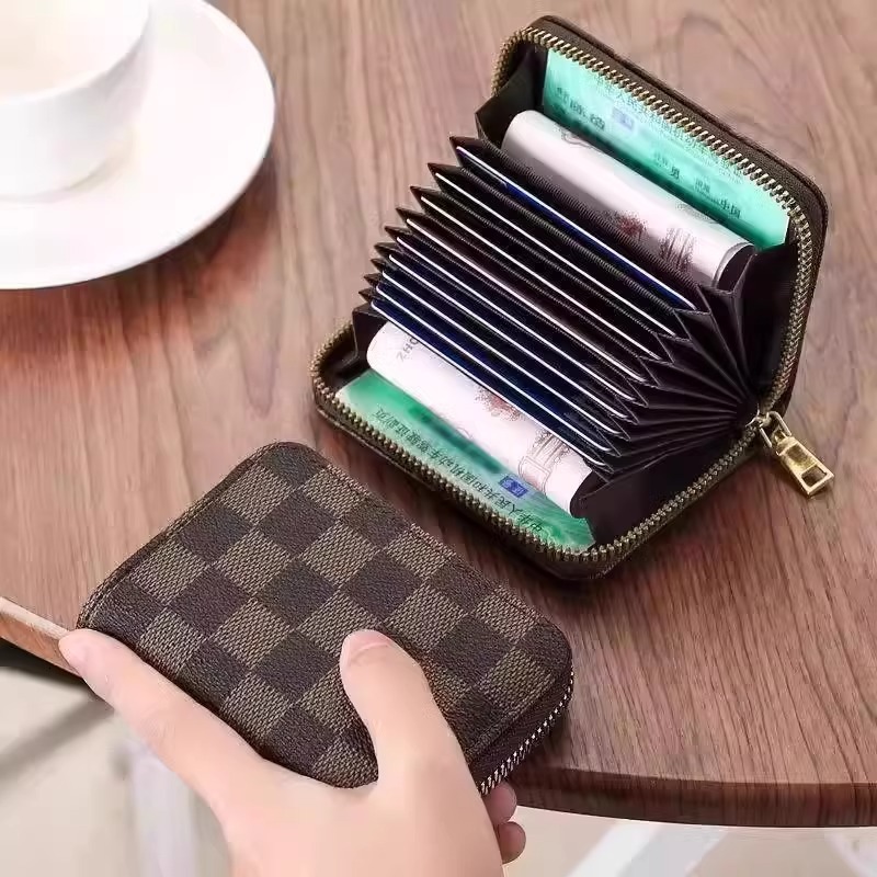 Monogram Large Key Bag Car Key Multi-Functional Keychain Couple Friend Girlfriend Gift 250818