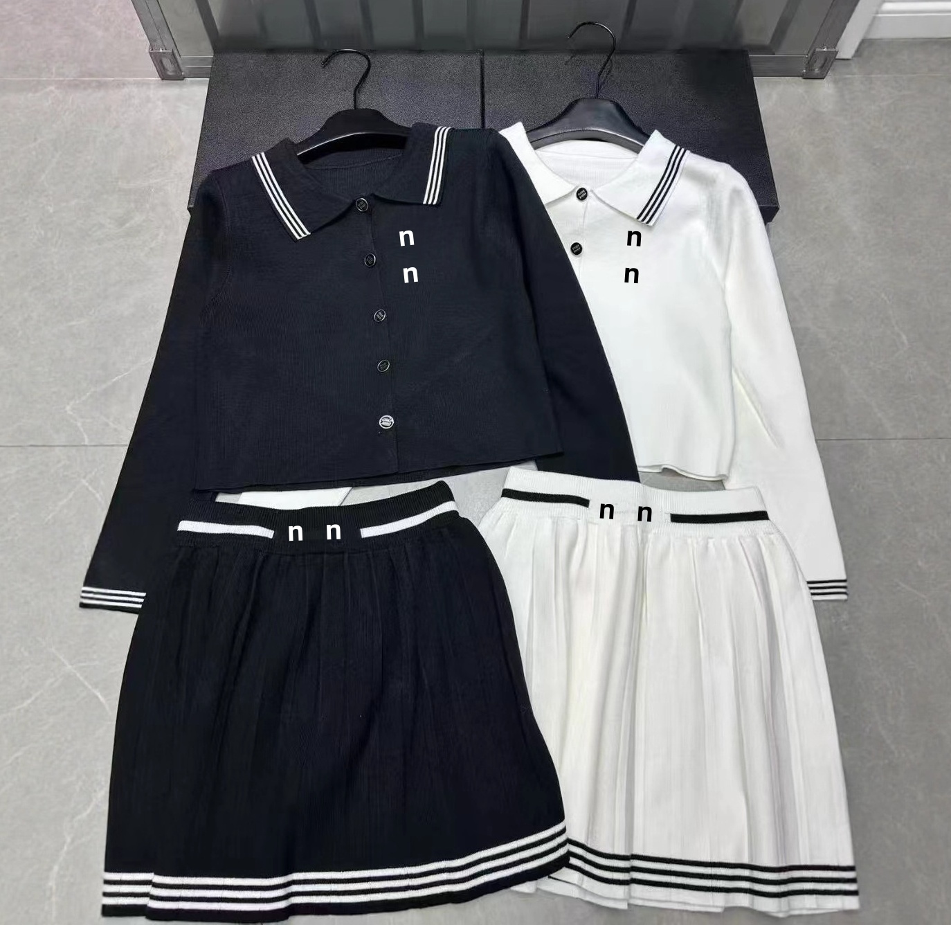 Knitted Designer Skirt Set Fashion Two Piece Set Women Knits Tank Top Sweater And Pleated Half Skirts 2Pcs Luxury Brand Dresses Sets For Women multiple styles Size S-M