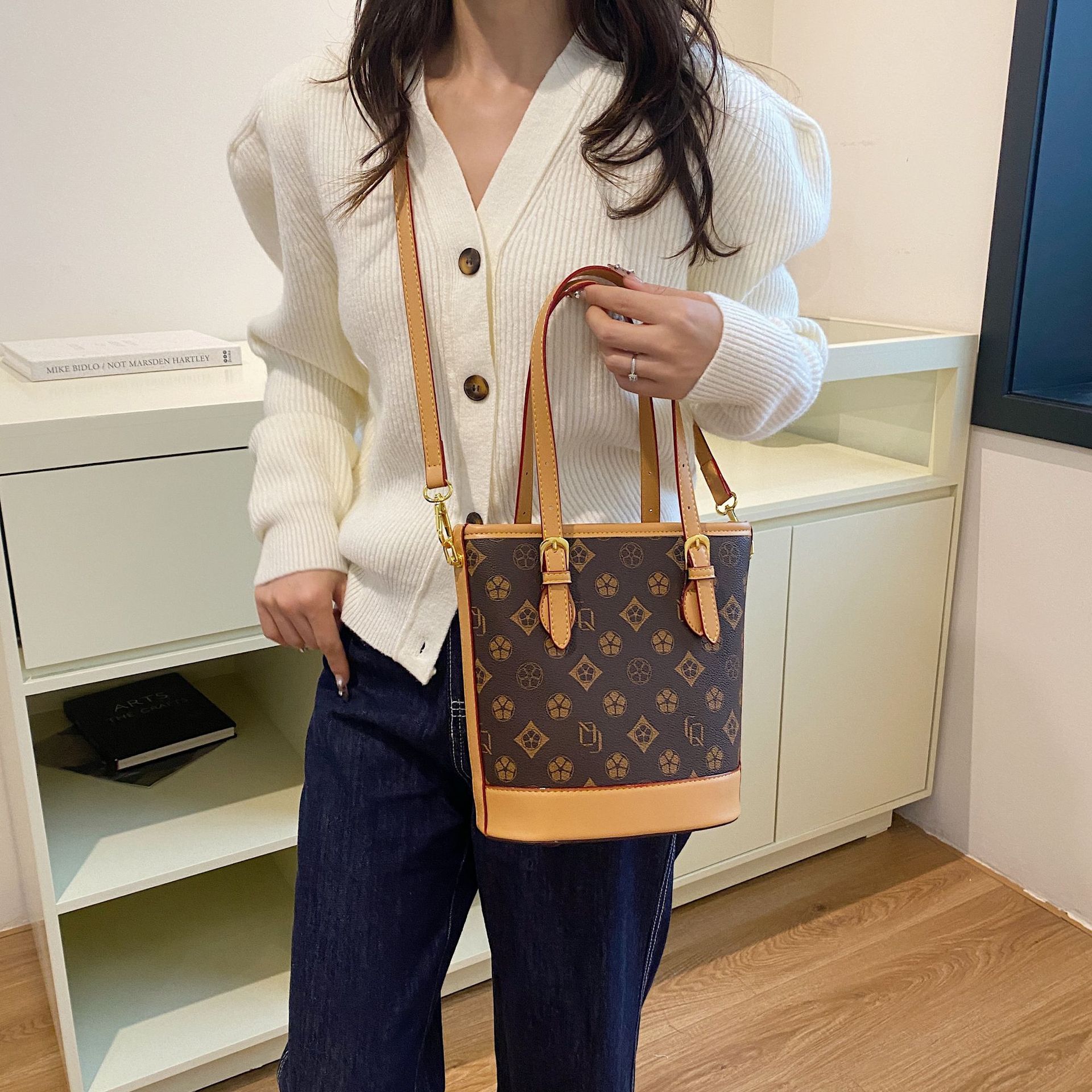 hot Free shipping designer bags for womens Shoulder Bucket bag women handbag diagonal cross bag