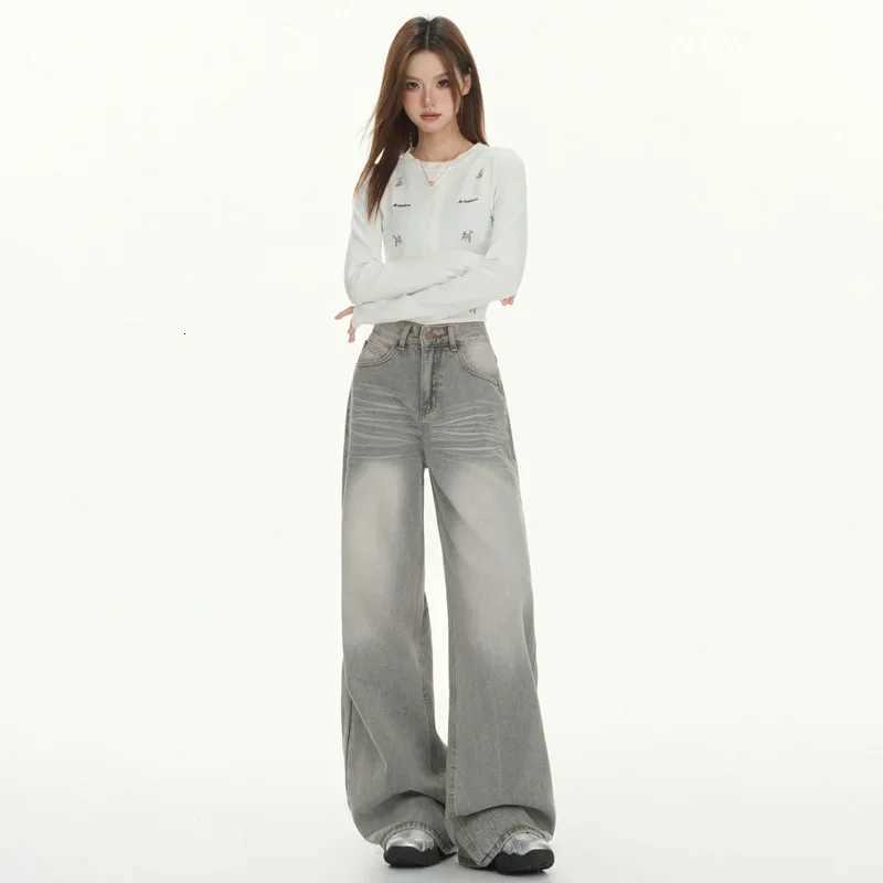 Gray American High Street Wide Leg Jeans Women Loose Drapey Slim Straight FloorLength Pants High Waist Button DecorationT251013