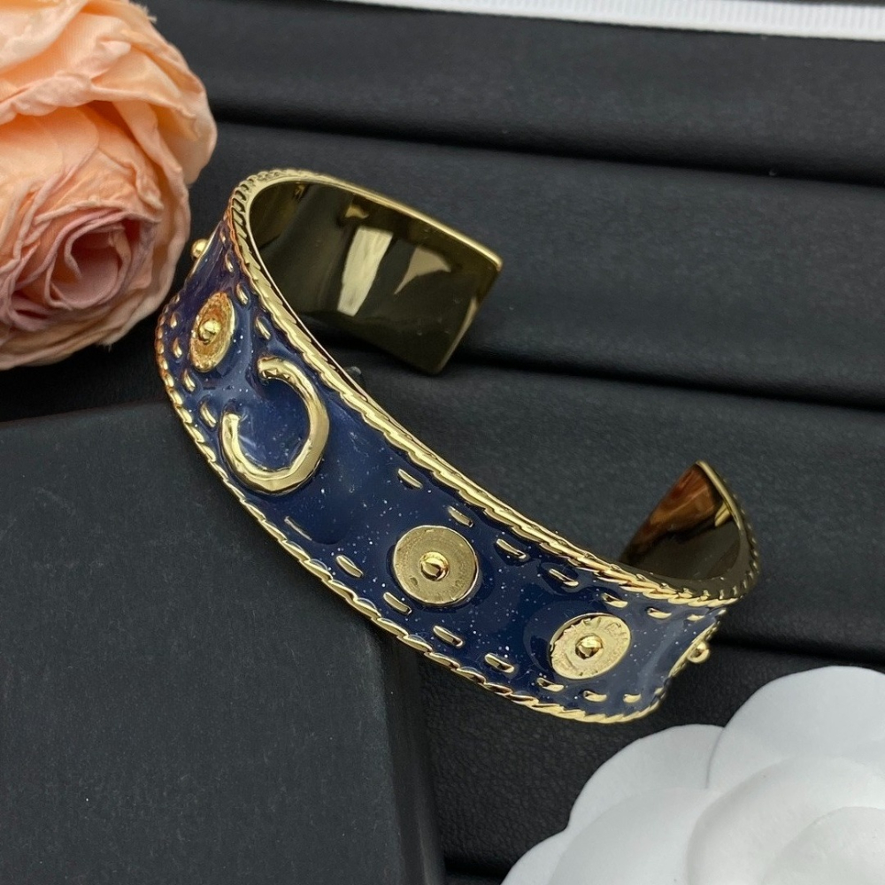 Designer Enamel Letter Bracelet Hoop Open Bracelet Fashionable Gold-plated High-quality Bracelet Luxury Jewelry Accessories Various Styles