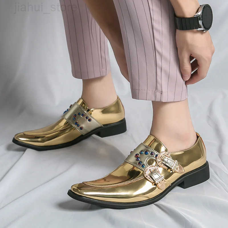 Hot Luxury Pink Mens Patent Leather Shoes Designer High Quality Pointed Chelsea Formal Shoes Man Dress Wedding Party Shoes Men M251013