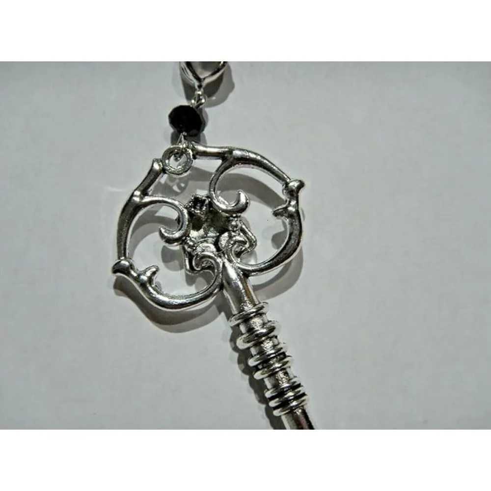Trendy Europe and The United States Gothic Party Dark Skull Lover Key Necklace designer necklace for jewelry woman necklace designer for women Y2K nec