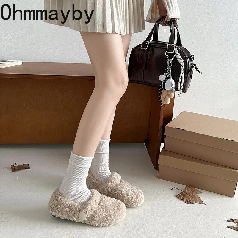 Lambwool Women Flats Shoes Fashion Round Toe Slip On Shoes Warm Cartoon House Shoes For Winter 251008