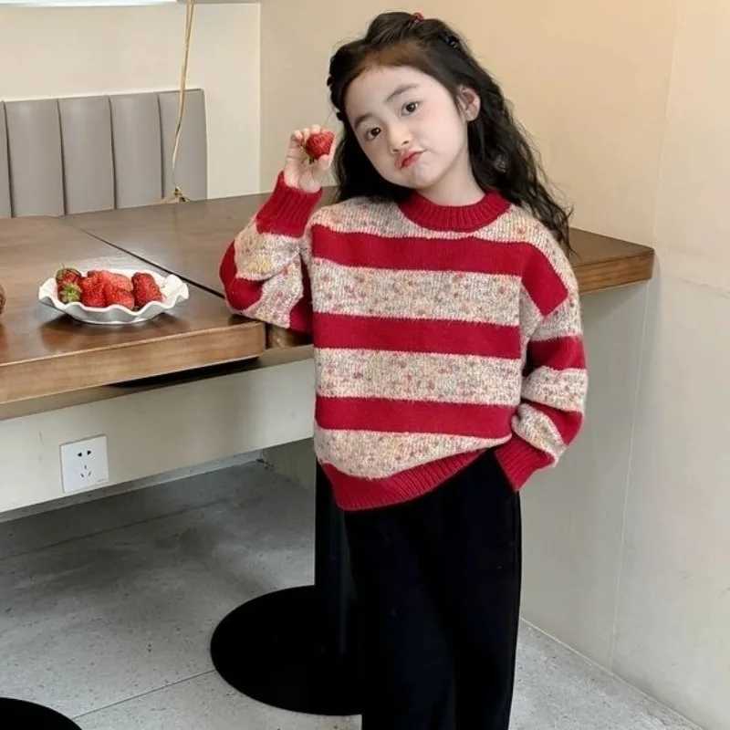 Girls Thickened Winter Sweater Coat 2025 New Style Childrens Knitwear Long Sleeve Top Christmas Baby C251013
