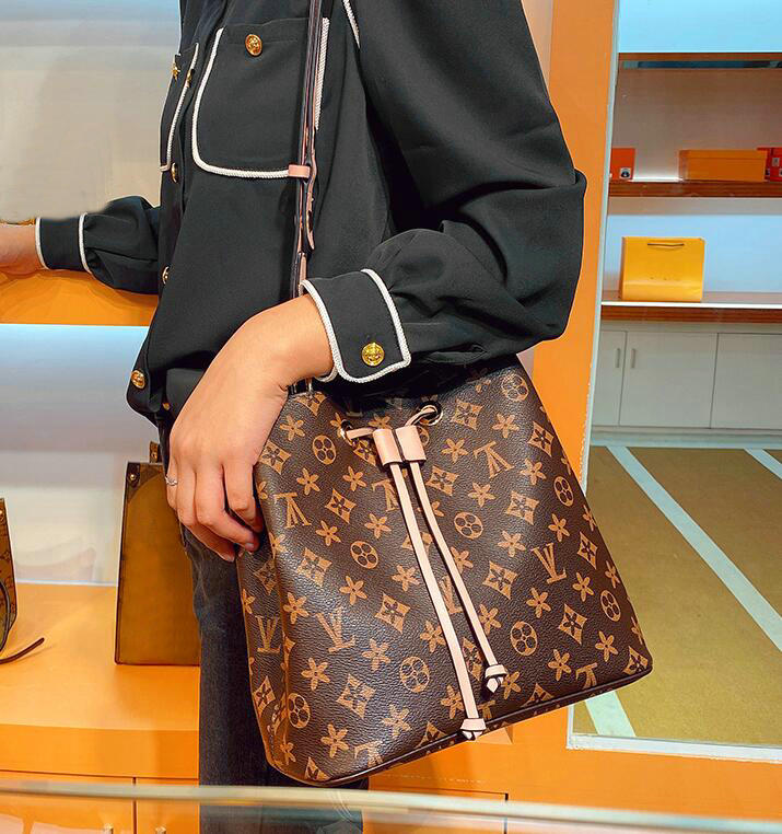 designer bucket bag Women bucket bag totes Handbags Luxurys Retro style Flower Leather Crossbody Bag