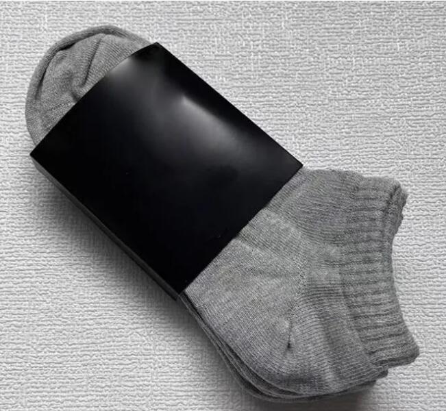 Mens socks short medium long length sports socks for spring autumn seasons