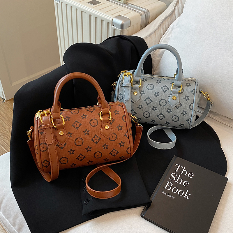 Free shipping Designer Patterned Boston Bags Multi-Color Stylish Versatile Trendy Handbags