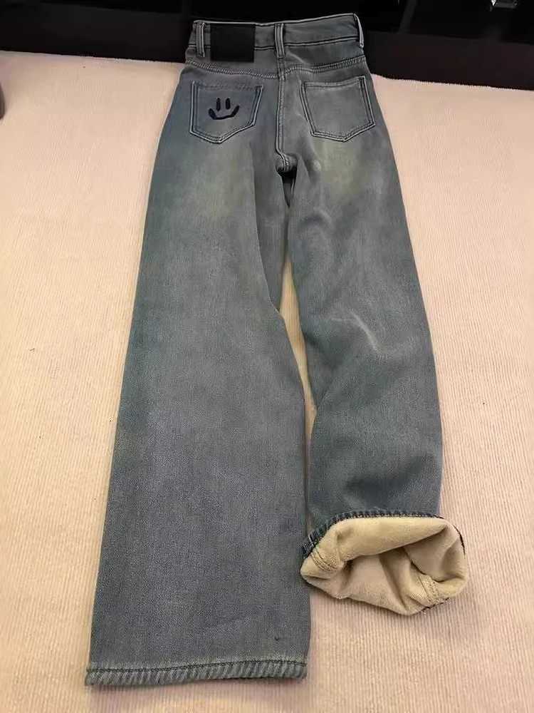 Smiling Face Embroidery Plush Thick Wide Leg Jeans for Womens Autumn Winter New High Waisted Casual Slimming Straight Leg PantsT251013