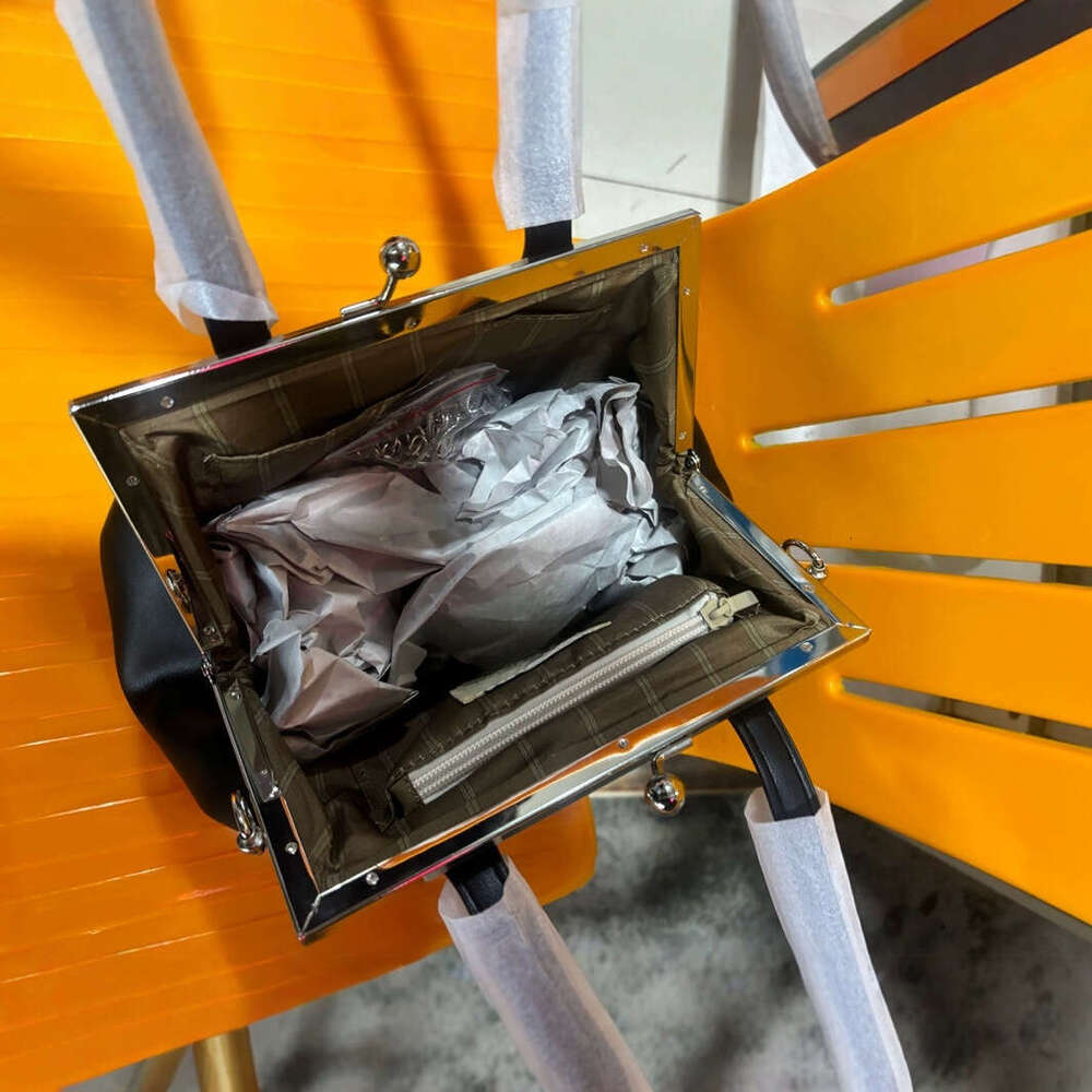 Light Luxury High-End Bag Texture Soft Leather Shoulder Crossbody Handheld Large Capacity Fashion B5