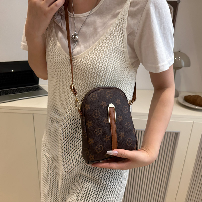 Trendy New Design Arrival Fashion Women Bag Printed Versatile Chic Shoulder and Crossbody Bag for Commute and Everyday Use Free Shipping