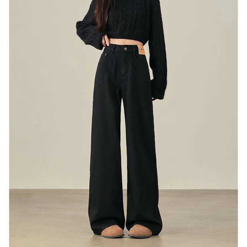 Female Classic Loose High Waist Jeans Women Streetwear Fashion Wide Leg Denim Trousers Girls Korean Comfortable Daily PantsT251013
