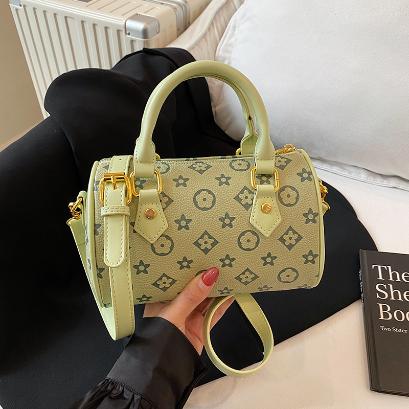 Free shipping Designer Patterned Boston Bags Multi-Color Stylish Versatile Trendy Handbags