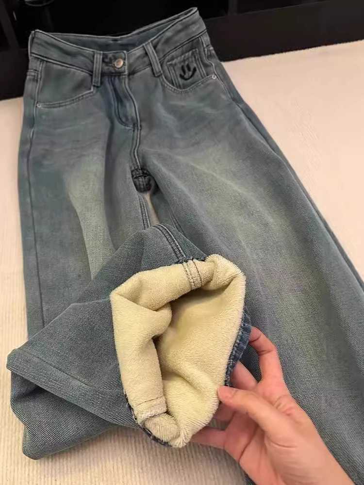 Smiling Face Embroidery Plush Thick Wide Leg Jeans for Womens Autumn Winter New High Waisted Casual Slimming Straight Leg PantsT251013