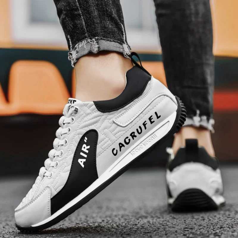 Brand Mens Causal Shoes Outdoor Breathable Running Shoes for Men Slip on Walking Flats Shoes Fashion Men Sneakers Tenis Hombres Z251013