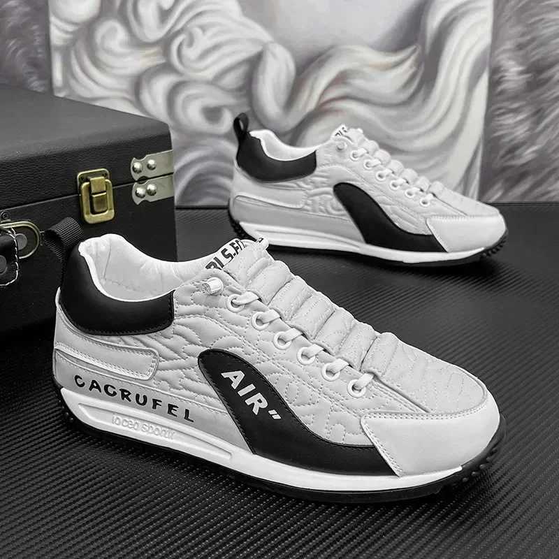 Brand Mens Causal Shoes Outdoor Breathable Running Shoes for Men Slip on Walking Flats Shoes Fashion Men Sneakers Tenis Hombres Z251013