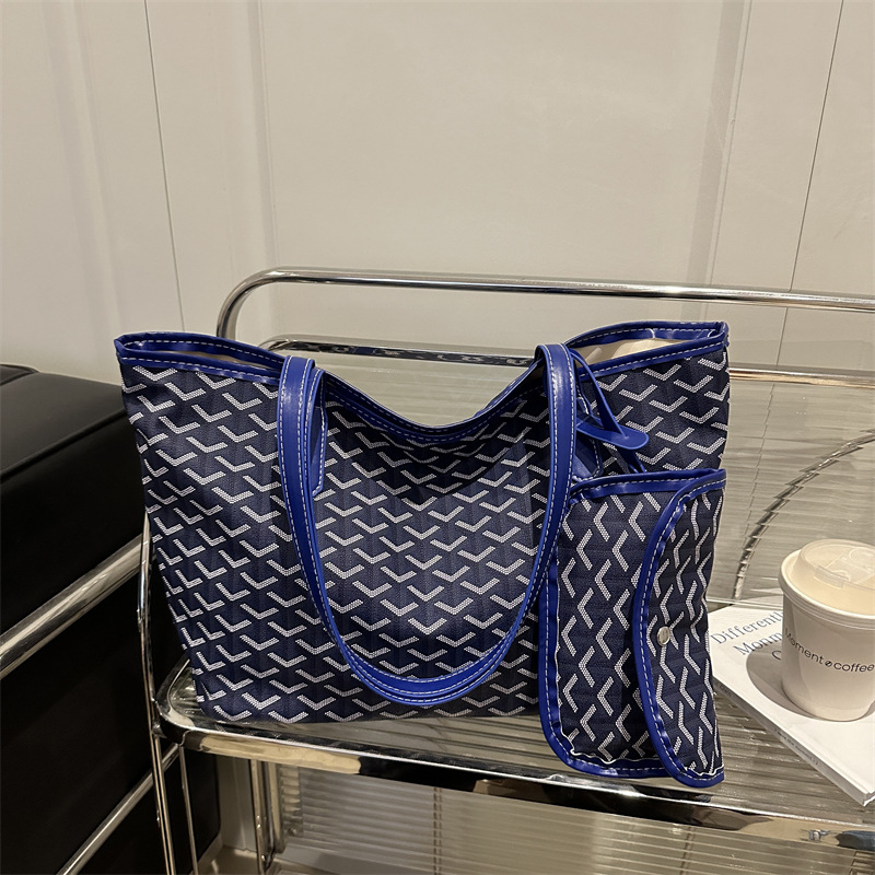 Designer Bag Fashion Print Retro mother-and-child Bag for Women 2025 New Style Large Capacity Tote Bag Commuting Shoulder Bag Free shipping