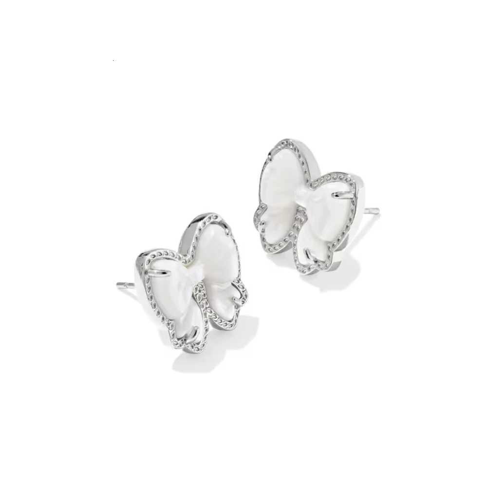YEEVAA Bow Stud Earrings in Carved MotherofPearl For Party Fashion Jewelry Gift IdeaW251013