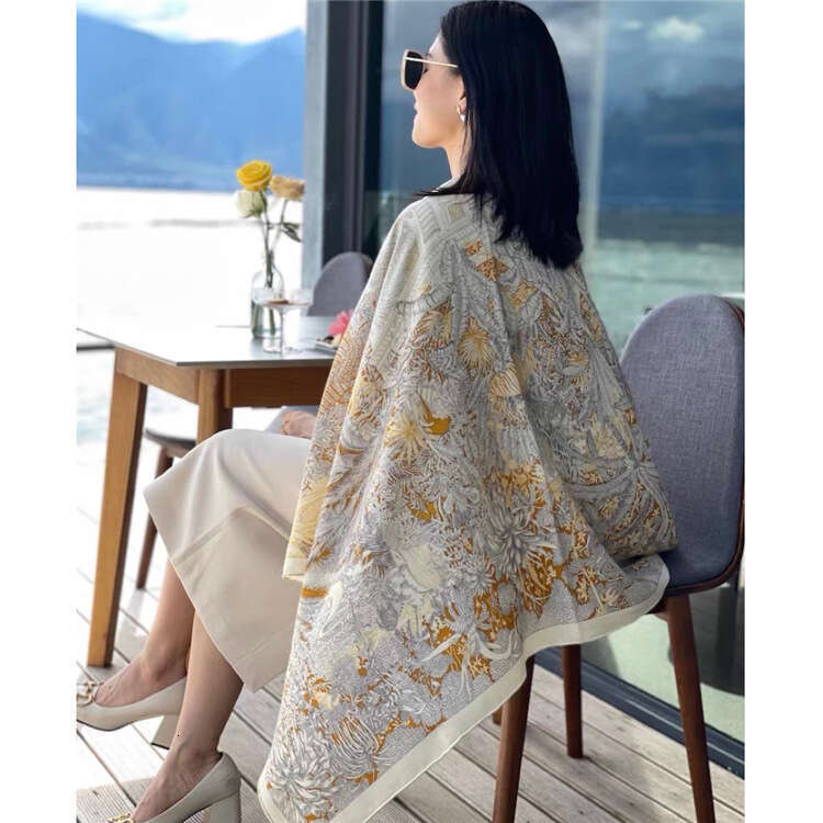 Tropical Rainforest Fubao 2024 Autumn Winter Velvet Large Square Summer Air-conditioned Room Silk Wool Warm Shawl Scarf