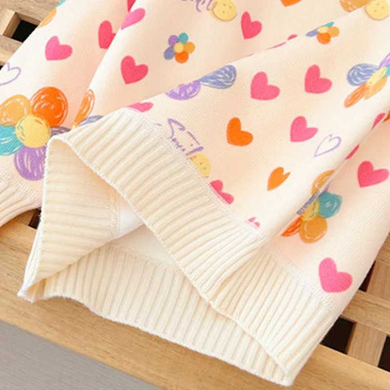 Girls Sweater AutumnWinter New Thickened Fashion Childrens Knitted Sweater Girls Top Sweet and Cute C2510131