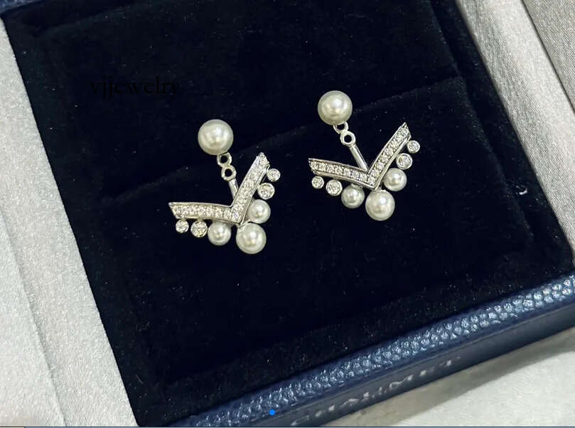 INS New in fine jewelry earrings for womens pendant k Gold Heart Necklace with Engraved Beads couple accessories