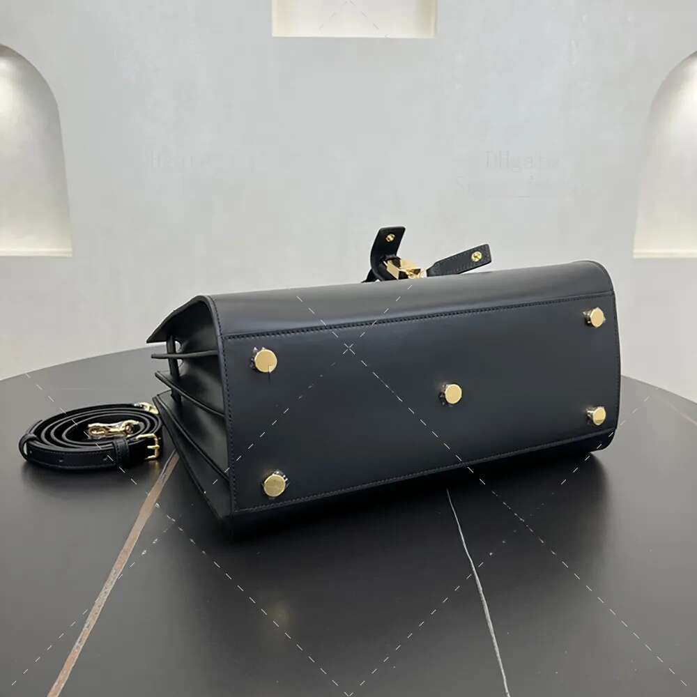 Shoulder bag Crossbody 40CM Handbag In GRAINED Calfskin LEATHER Mirror 1:1 quality Designer bags Fashion Tote Woman Bag