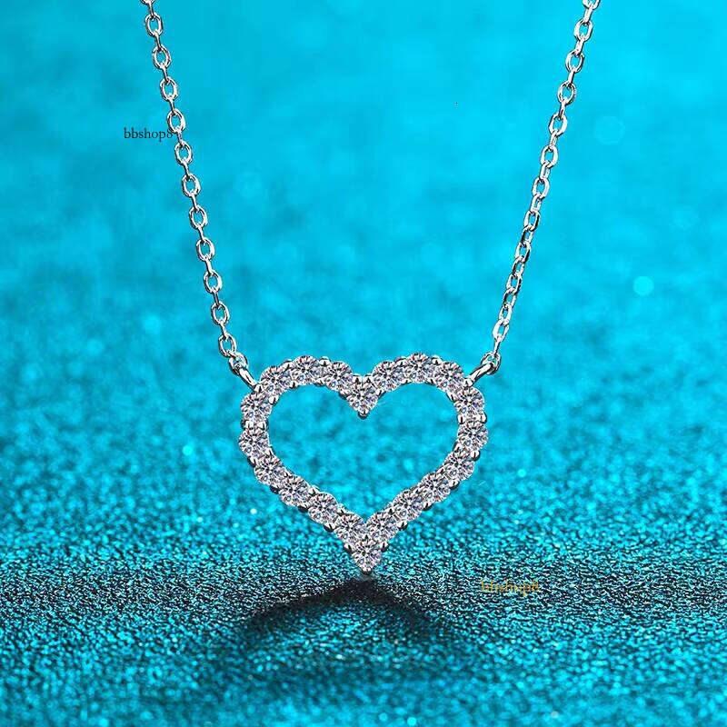 Heart-shaped Moissanite Pendant Necklace Women, Pure Sier VVS D Color Fine Jewelry Gift for Weddings and Parties