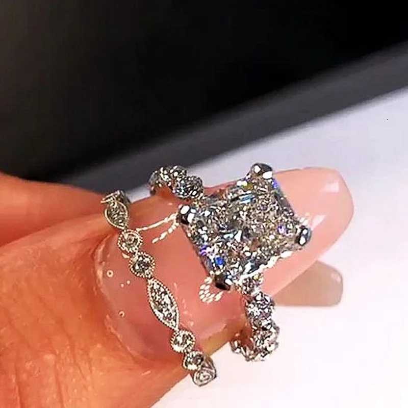 Huitan Creative Wedding Sets Rings Women Fashion Double Stackable Design Brilliant Square White Cubic Zirconia Ring 2021 Jewelry D251013