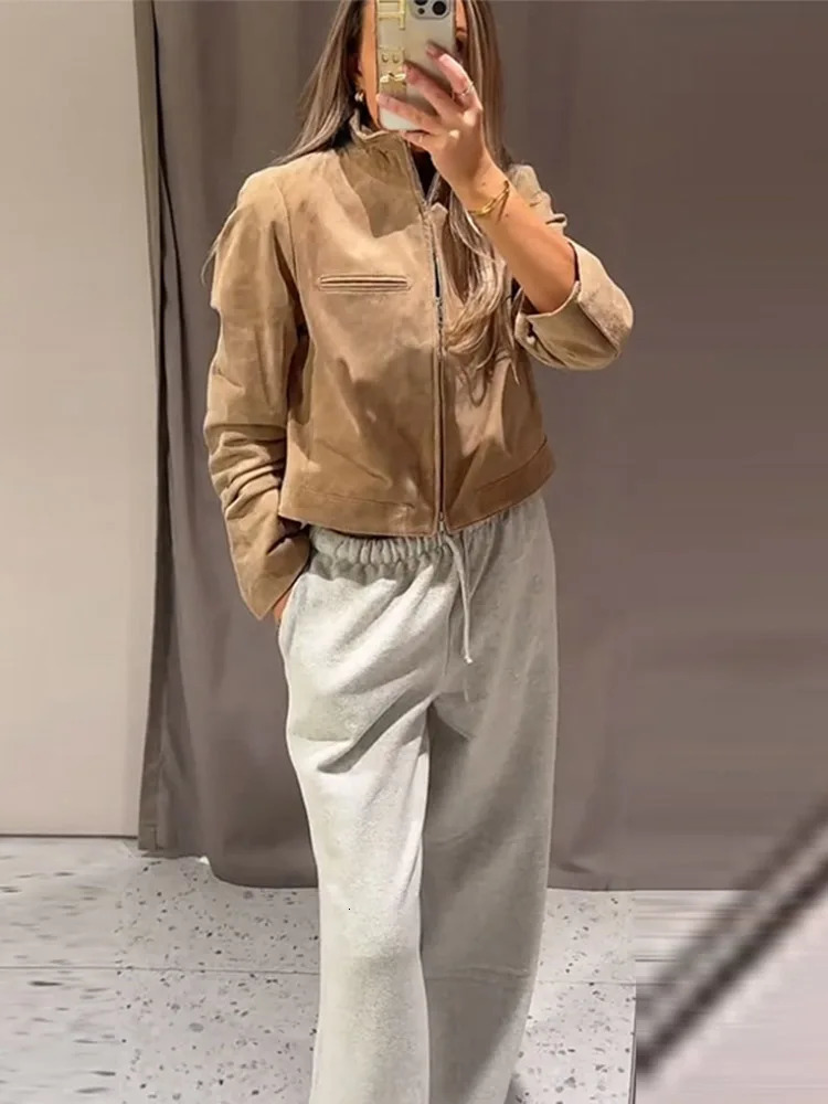 Stand Collar Suede Zipper Short Jackets Women Casual Slim Brown Long Sleeved Jacket Female Spring Chic Daily Style Outwear Tops 251009