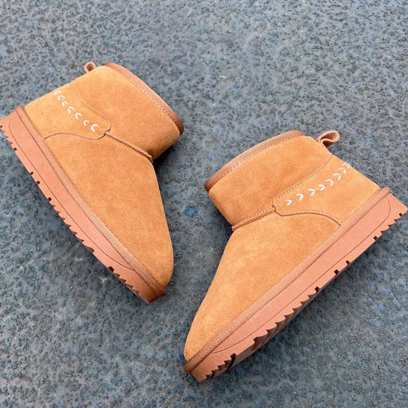 2025 Women's Cotton Shoes for Autumn and Winter Thickened Snow Boots with Thick Bottom