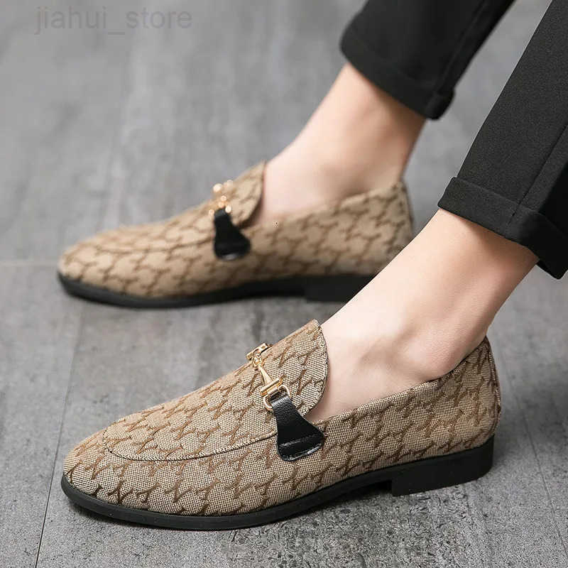 2025 Classic Luxury Man Moccasin Shoes Fashion Designer Men Loafers Comfortable Flat Shoes Slip On Casual Dress Shoes For Men M251013
