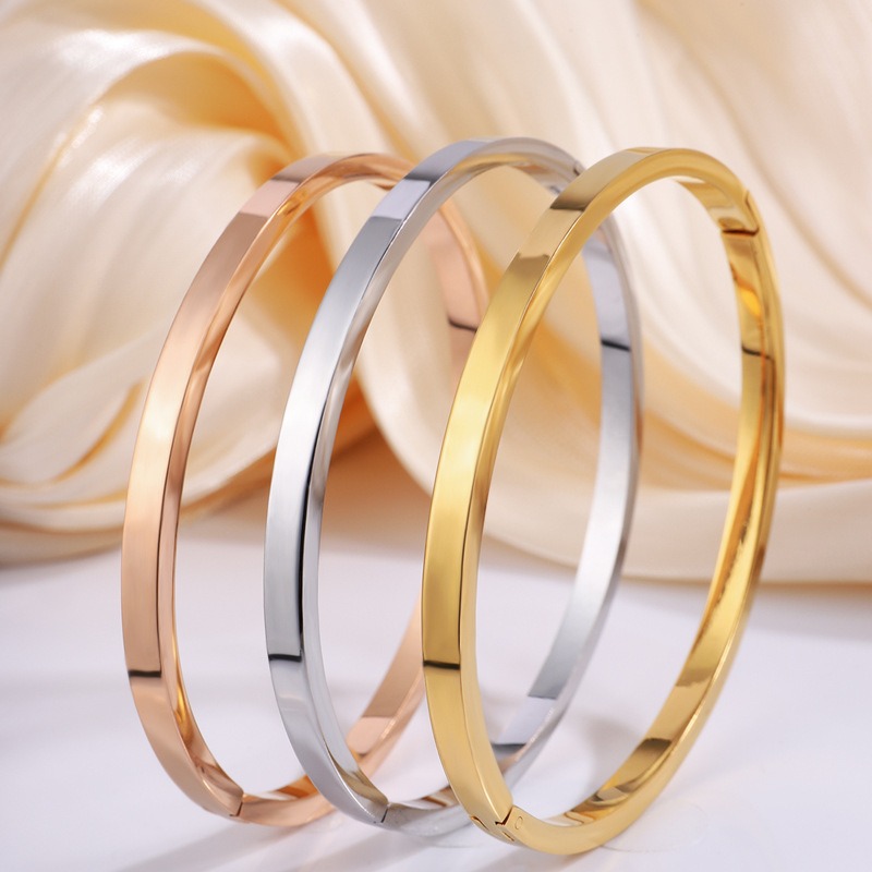 4mm thin Titanium Steel Wed Bracelet woman Luxury Love Bangle Men Gold Plated Designer Screw Bracelets Jewelry Size 16-19 no box