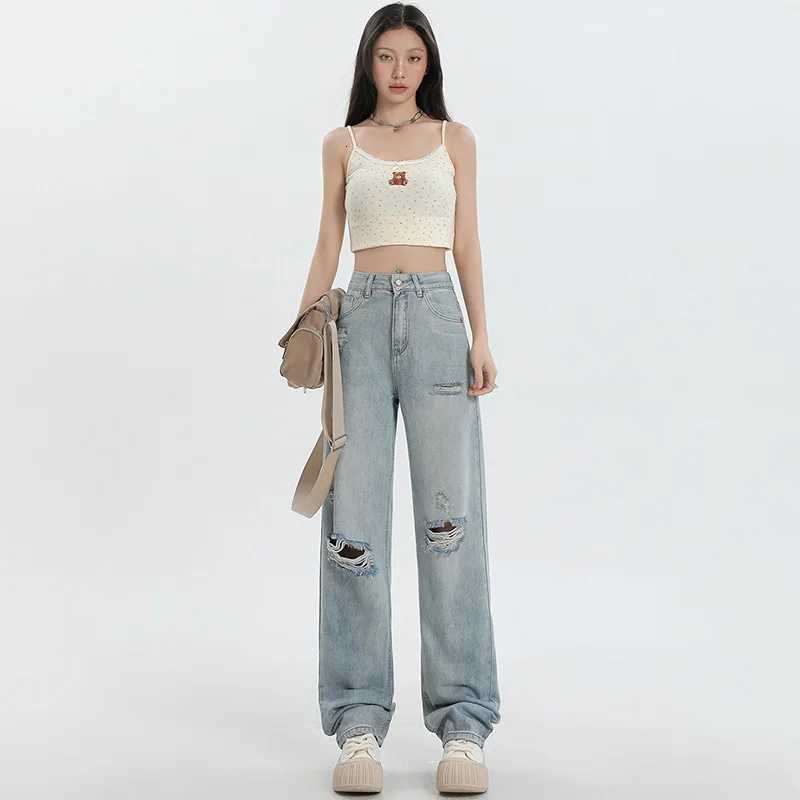 Womens Highwaisted Jeans Leisure Comfortable Skin Friendly Straight Leg Loose Fit Casual Micro Elastic Knee Piercing DesignT251013