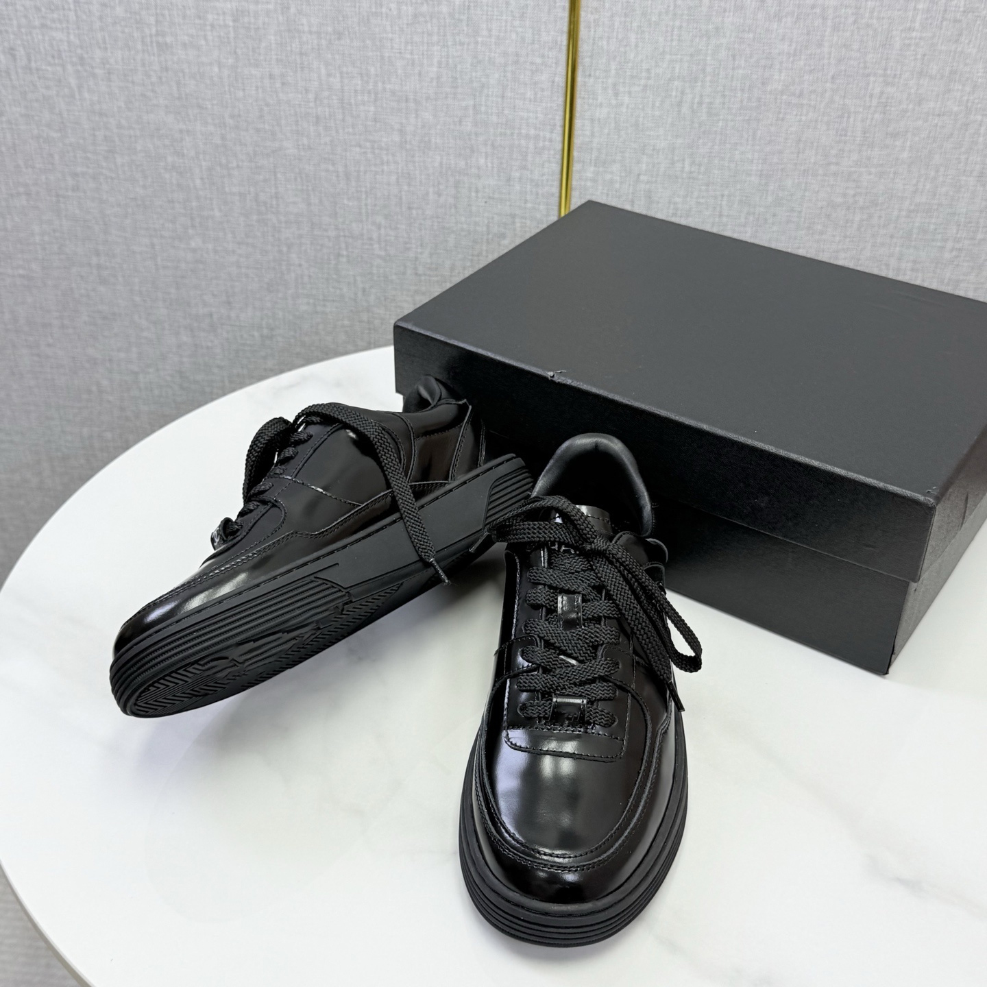 Stylish All-Day Casual Shoes with Ergonomic Design for Men