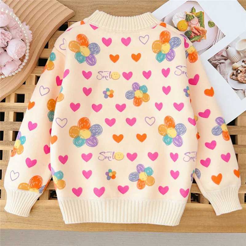 Girls Sweater AutumnWinter New Thickened Fashion Childrens Knitted Sweater Girls Top Sweet and Cute C2510131