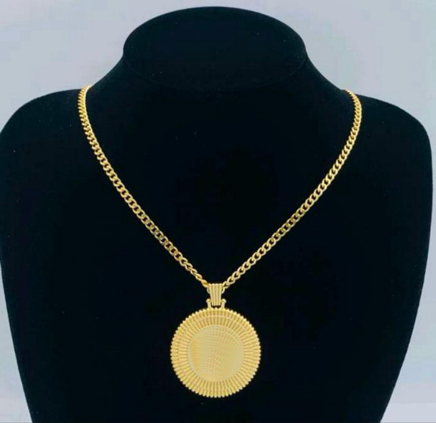 Luxury Brand Fashion Necklaces Medusa Head Pendant 18K Gold plated Banshee Portrait Neck Chain Classic Style 2023 New models Women's jewelry Gift MN12540