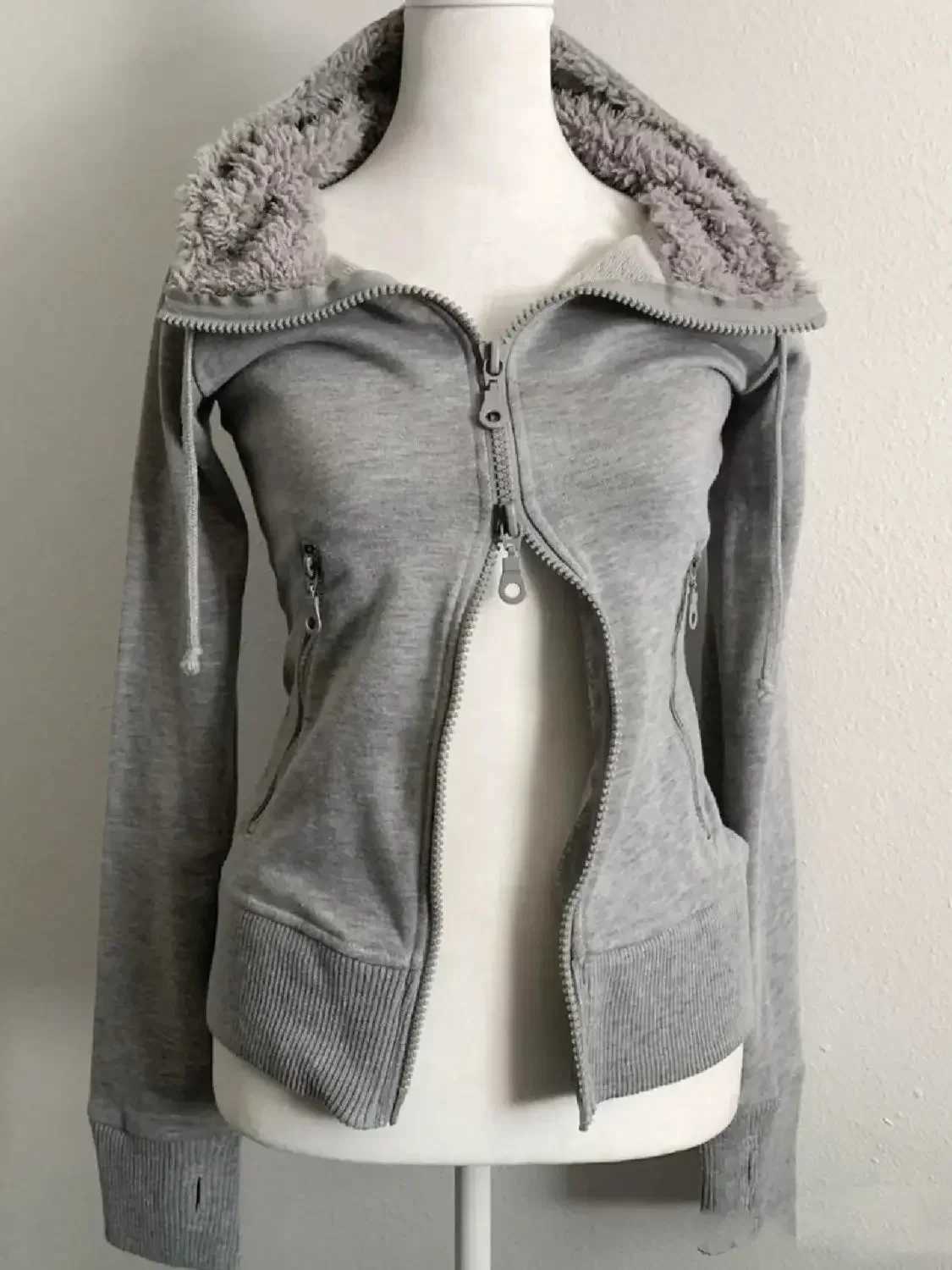 Y2k Grey Wool Vintage Hooded Sweatshirt Cardigan Ladies Spring And Autumn Double Zipper Design Waist Closure Sweatshirt W251013
