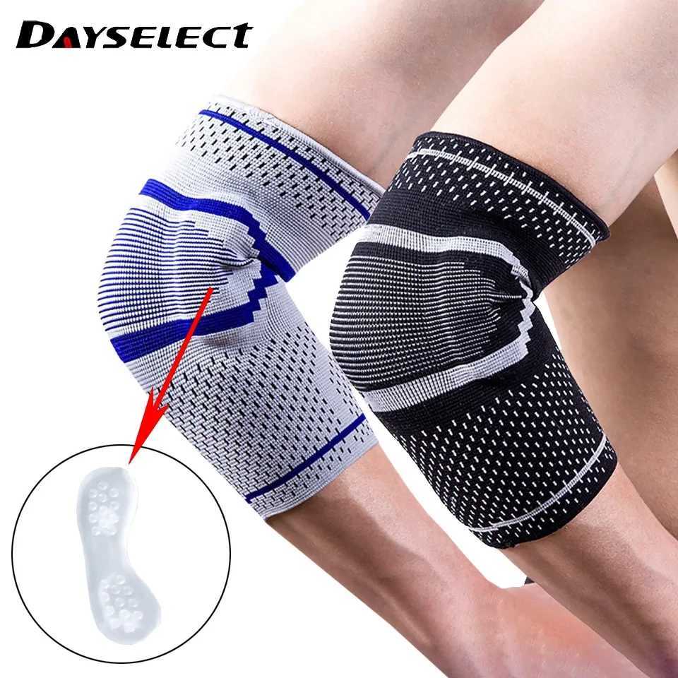 1Pcs Sports Elbow Brace for Weightlifting Compression Support Arm Sleeve Reduce Tennis Elbow and Golfers Elbow Pain Relief C251013