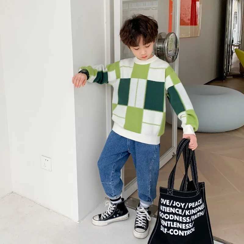 2025 Spring Autumn New Boys Plaid Flannel Sweater LooseKnit Thickened FleeceLined Childrens SweaterKids Winter Coat C251013