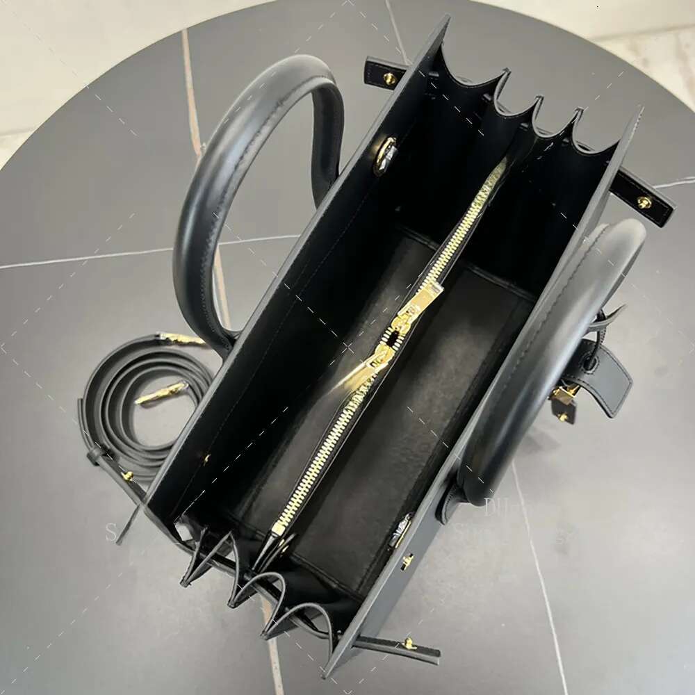 Shoulder bag Crossbody 40CM Handbag In GRAINED Calfskin LEATHER Mirror 1:1 quality Designer bags Fashion Tote Woman Bag