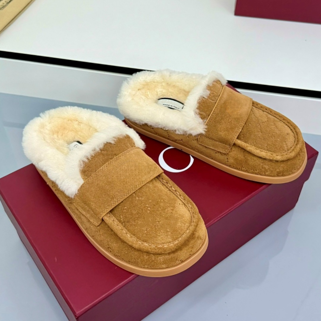 Womens Furry slipper Designer Snow Boots Fur slide Loafers Mary Jane shoe Suede leather Winter Booties Mule Flat shoe Luxury Boot Scuffs casual sport outdoor shoes