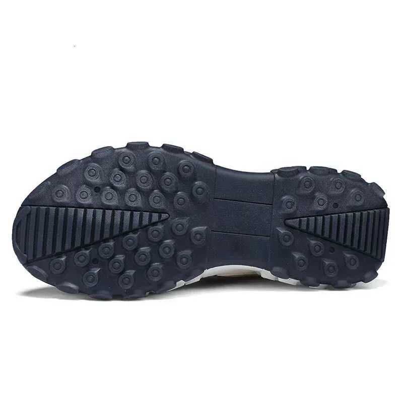 Men Sneakers Platform Men Shoes 2025 New Running Shoes for Men Luxury Brand Casual Vulcanized Shoes Comfortable Tenis Masculino Z251013