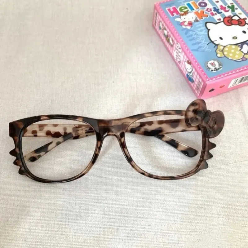 Sanrio Hello Kitty Leopard Print Eyeglass Frame Cute Hot Girls Y2K Vintage Sunglasses Party Costumes Cartoon Anime Decor Gifts L251013