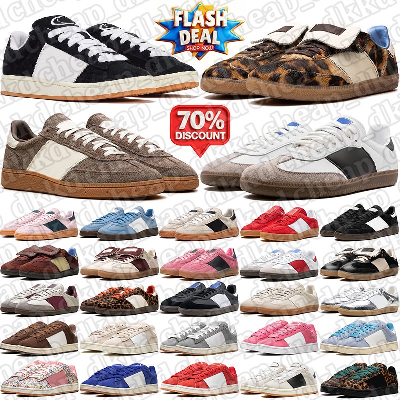 free shipping men women designer sneakers stylish shoes outdoor comfortable athletic trainers womens flat sports shoe daily outfit black white grey