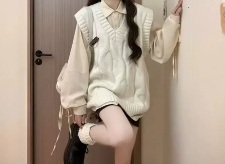 Women Chic Lace Up Knitted Vest Sweater V Neck Sleeveless Fashion Twist Top Female Casual Waistcoat Sweaters 210515
