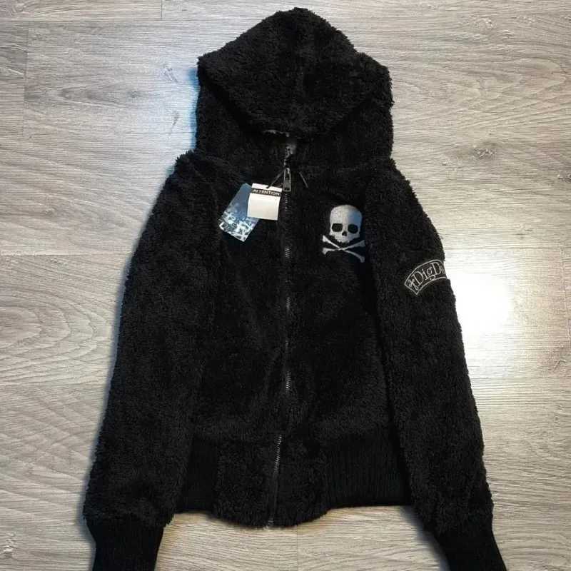 Hip hop warm oversized sweatshirt casual autumnwinter design skull pattern Harajuku street lamb wool women hoodie W251013