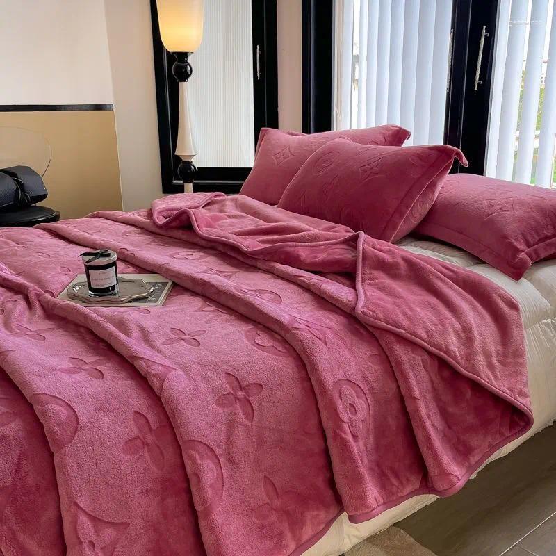 Blankets Fashion Designer Cashmere Blanket Bedding Rug Christmas Wool Soft Letter Comforters Fleece Throw Winter